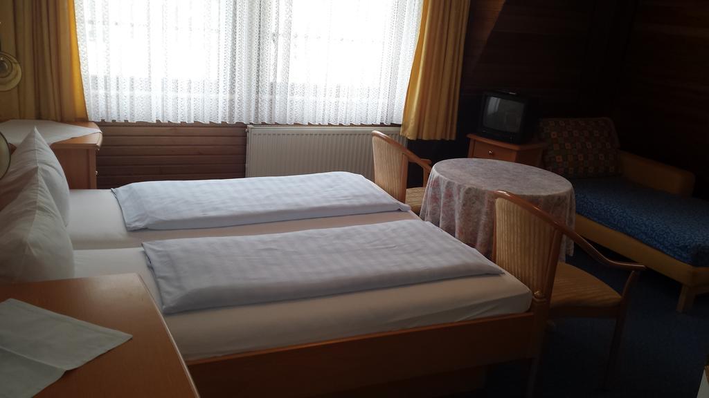 Gartenhotel Kamp-Bornhofen Habitación foto